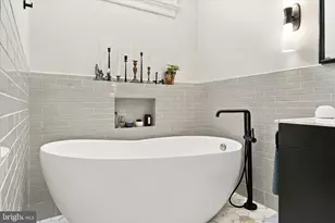 808 Morris St, Philadelphia, PA 19148 - Photo 61