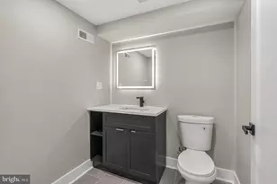 838 Cameron St, Philadelphia, PA 19130 - Photo 27