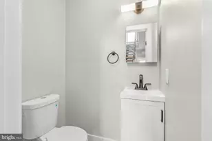 838 Cameron St, Philadelphia, PA 19130 - Photo 25
