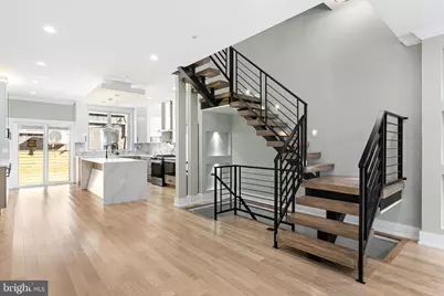 2327 E Dauphin Street, Philadelphia, PA 19125 - Photo 5