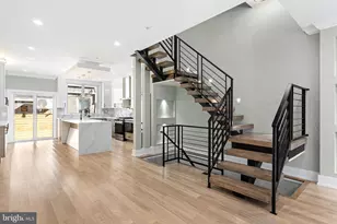 2327 E Dauphin St, Philadelphia, PA 19125 - Photo 5