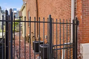 1632 Mt Vernon St, Philadelphia, PA 19130 - Photo 3