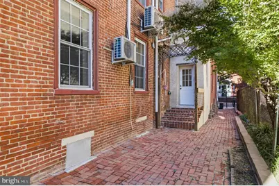 1632 Mount Vernon Street #PH, Philadelphia, PA 19130 - Photo 5