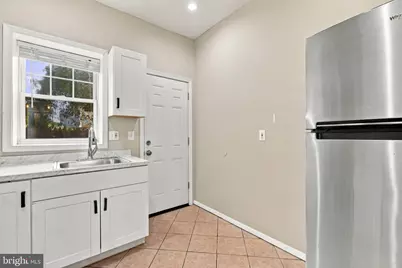 2322 E Oakdale Street, Philadelphia, PA 19125 - Photo 9