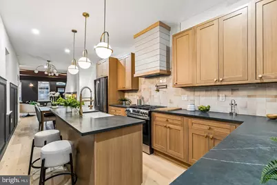 426 Moore Street, Philadelphia, PA 19148 - Photo 15