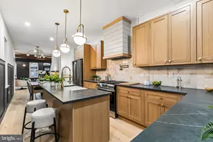426 Moore St, Philadelphia, PA 19148 - Photo 15