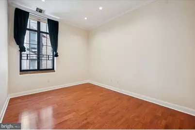 1601 Spring Garden Street #205, Philadelphia, PA 19130 - Photo 5