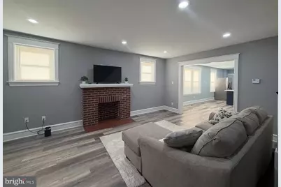 806 Manatawna Avenue, Philadelphia, PA 19128 - Photo 9