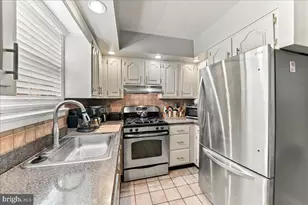 908 Jackson St, Philadelphia, PA 19148 - Photo 11