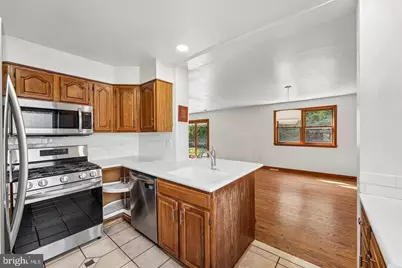 915 Lomond Lane, Philadelphia, PA 19128 - Photo 9