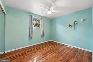915 Lomond Ln, Philadelphia, PA 19128 - Photo 21