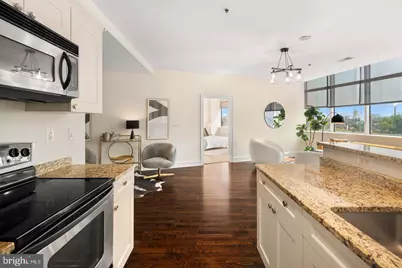 201 N 8th Street #603, Philadelphia, PA 19106 - Photo 9