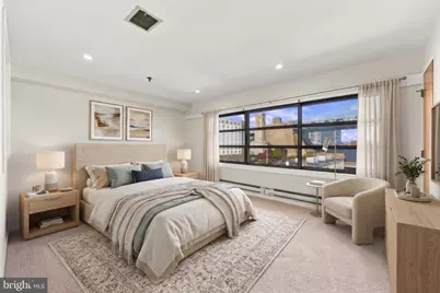 7 N Christopher Columbus Boulevard #203, Philadelphia, PA 19106 - Photo 17