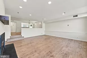 7 N Christopher Columbus Blvd, Philadelphia, PA 19106 - Photo 11