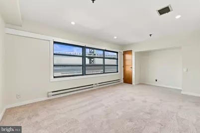 7 N Christopher Columbus Boulevard #203, Philadelphia, PA 19106 - Photo 19