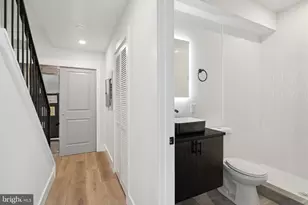 156 W Cumberland St, Philadelphia, PA 19133 - Photo 13
