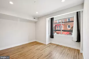 902 N 16th St, Philadelphia, PA 19130 - Photo 9