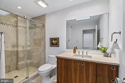 2037 Naudain Street, Philadelphia, PA 19146 - Photo 15