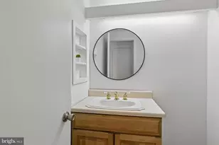 2037 Naudain St, Philadelphia, PA 19146 - Photo 21
