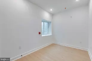 2502 N Lawrence St, Philadelphia, PA 19133 - Photo 11