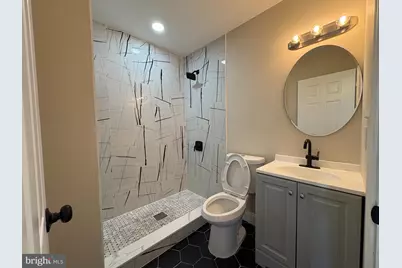 6324 Greenway Avenue, Philadelphia, PA 19142 - Photo 23