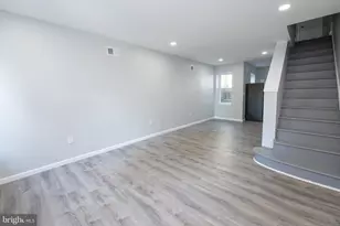 2447 Ingersoll St, Philadelphia, PA 19121 - Photo 9