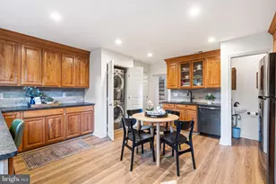 108 W Allens Ln, Philadelphia, PA 19119 - Photo 9