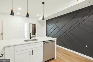 417 W Cumberland St, Philadelphia, PA 19133 - Photo 3