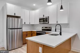 2404 N 6th St, Philadelphia, PA 19133 - Photo 1