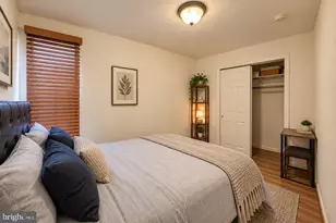 114 E Pleasant St, Philadelphia, PA 19119 - Photo 15