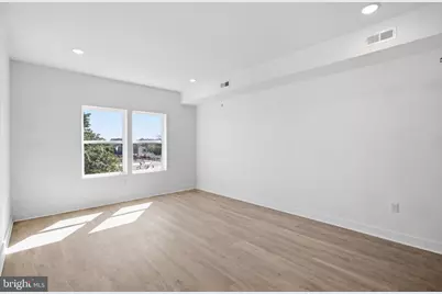 669 N 39th Street #3, Philadelphia, PA 19104 - Photo 15