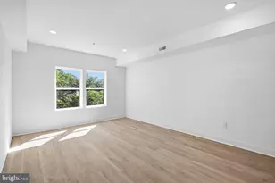 669 N 39th St, Philadelphia, PA 19104 - Photo 11