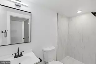 863 N 43rd St, Philadelphia, PA 19104 - Photo 9