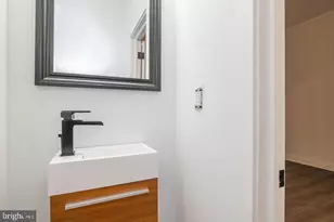 4238 Spruce St, Philadelphia, PA 19104 - Photo 9