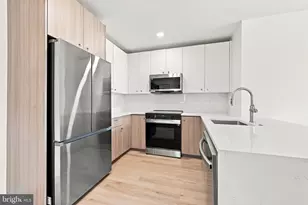 311 S Juniper St, Philadelphia, PA 19107 - Photo 3