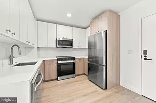 311 S Juniper St, Philadelphia, PA 19107 - Photo 9