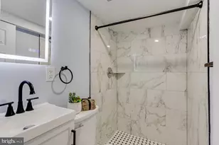 895 Marcella St, Philadelphia, PA 19124 - Photo 27