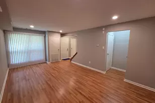 2201 Strahle St, Philadelphia, PA 19152 - Photo 3