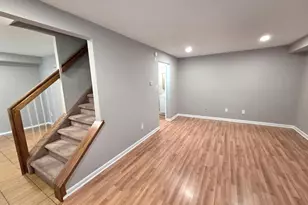 2201 Strahle St, Philadelphia, PA 19152 - Photo 7