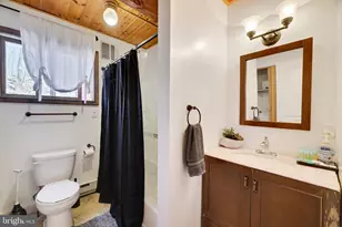 163 Cambridge Ct, Bushkill, PA 18324 - Photo 35