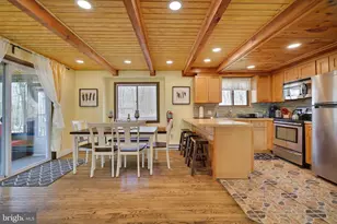 163 Cambridge Ct, Bushkill, PA 18324 - Photo 11