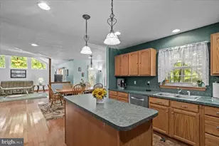 604 Bombur Ln, Tamiment, PA 18371 - Photo 5