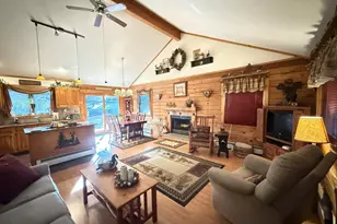 2119 Meadow Lark Cir, Bushkill, PA 18324 - Photo 7