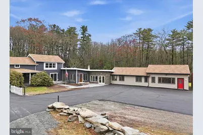 1122 Pa-739, Milford, PA 18337 - Photo 1
