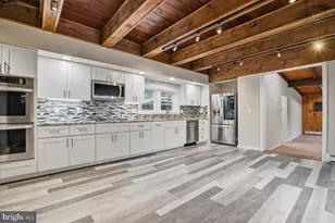 1122 PA-739, Milford, PA 18337 - Photo 17