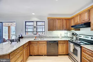 113 Indian Dr, Greentown, PA 18426 - Photo 17