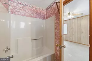 5695 Decker Rd, Bushkill, PA 18324 - Photo 25