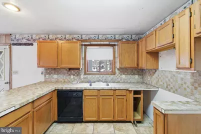 5695 Decker Road, Bushkill, PA 18324 - Photo 11