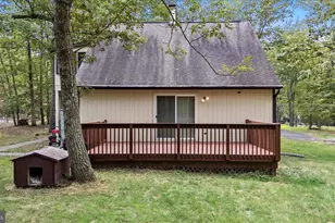 134 Oakenshield Dr, Tamiment, PA 18371 - Photo 27