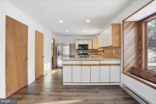 194 Stafford, Bushkill, PA 18324 - Photo 21